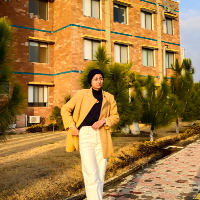 Ayesha Iqbal - Tutor  at etutors.pk