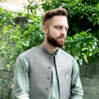 Majid Zameer - Tutor  at etutors.pk